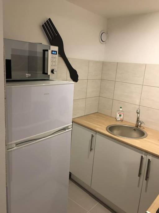 Le 58 - Loft Robespierre Apartman Reims Kültér fotó